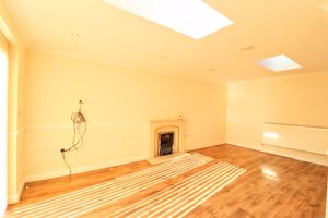 Lounge- click for photo gallery